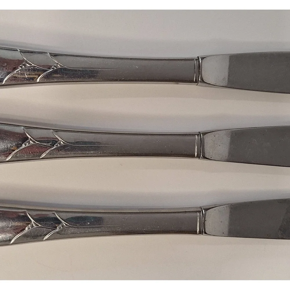 Lot Of‎ 3 Oneida Debonair Dinner Knifes Flatware Silverware